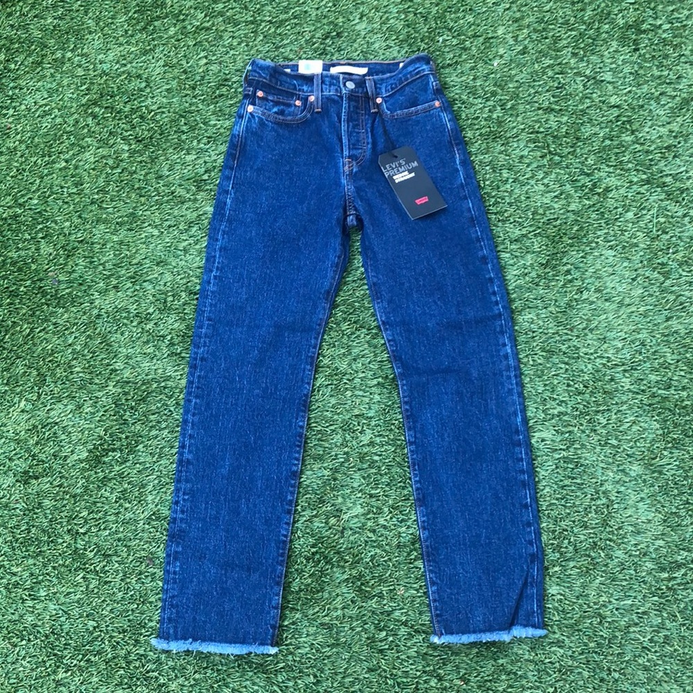 Levi’s Wedgie Straight Jeans